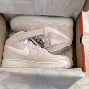 nike Venice pink high top air force 1’s men size 9